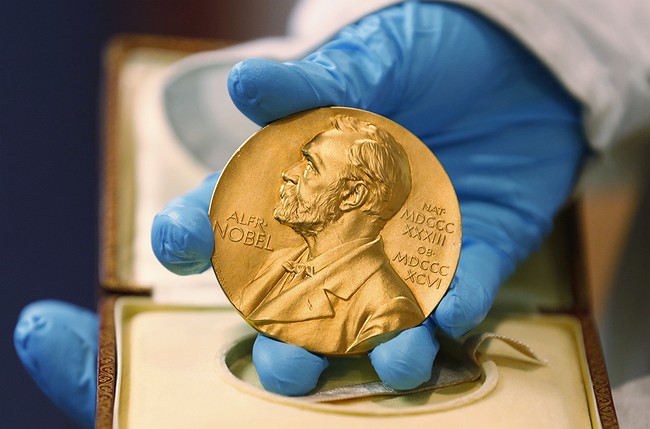 Brown professor wins Nobel Prize in physics