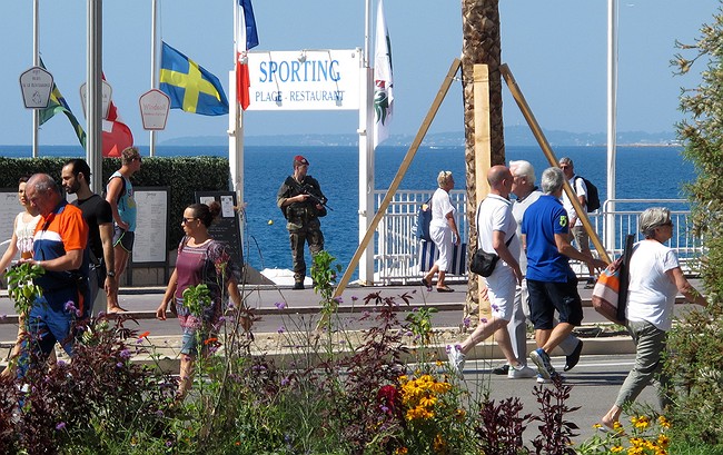 Moment of silence held in France for victims in Bastille Day attack