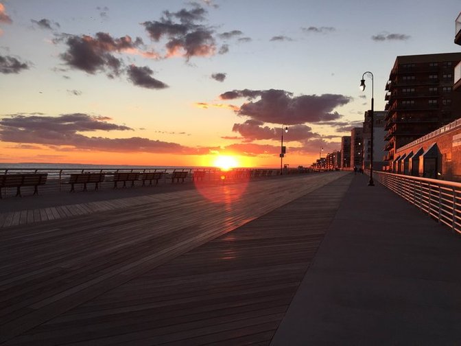 File:Long Beach, NY boardwalk at sunset.jpg - Wikipedia