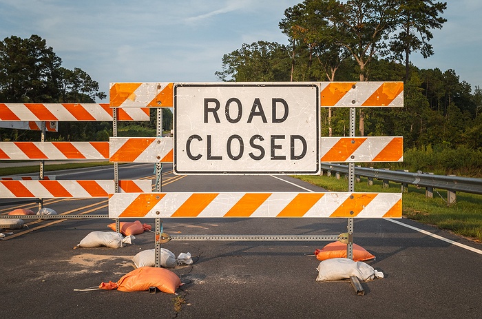 road-closed-sunrise-highway-state-route-27-is-closed-due-to-a-fatal