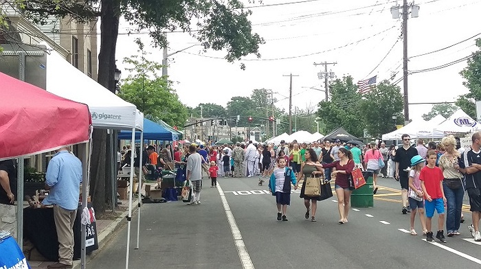 Long Islanders Come Out Bright and Early for a Morning Full of Fun at ...