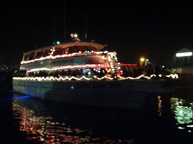 Capt Lou's Nautical Mile Parade of Lights: Boat Parade